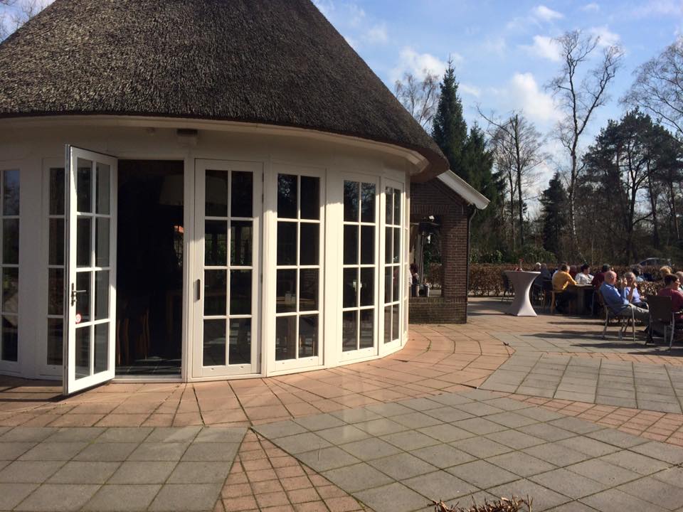 Iedere 1e zondagmiddag v.d maand singlescafe in de bistro (of op het terras) van OutdoorsHolten.nl